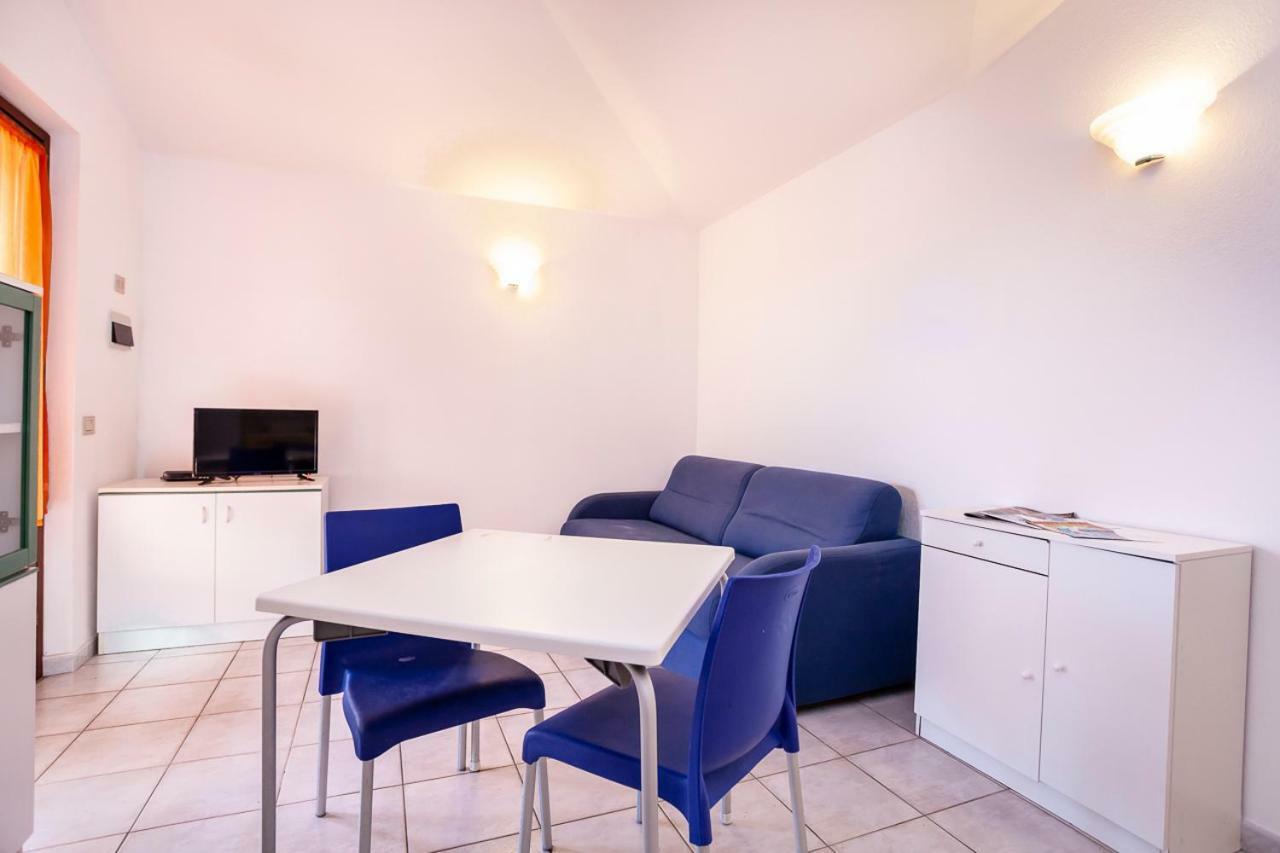Villino Bilo Centro Appartement San Teodoro  Buitenkant foto